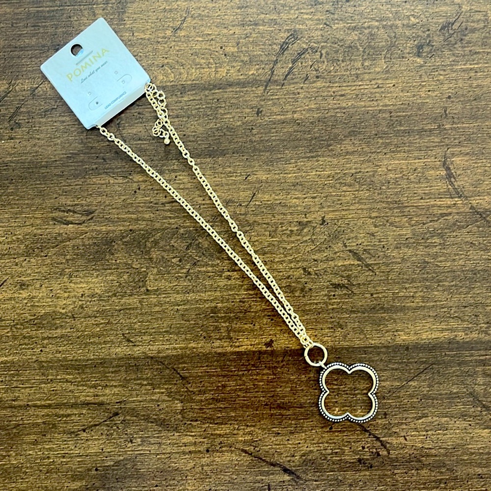 **New gold 18" necklace adorable pendant - never worn in original packaging